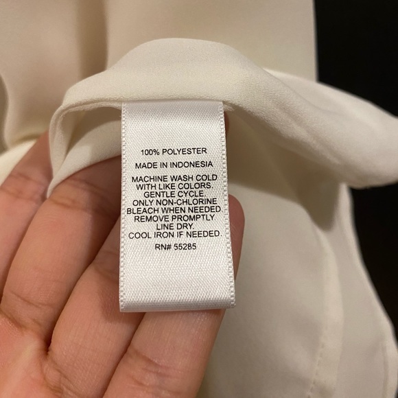 Express White Work Tank - Picture 6 of 6